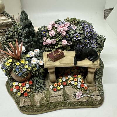 リリパットレーン　Peaceful Pastimes Lilliput Lane Peaceful Pastimes L2194 Secret Garden 1998 Rare HTF