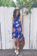 Everly Halter Neck Floral Print Shift Dress Royal