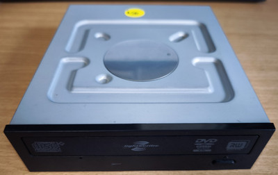 HP DH-16A1L Internes DVD-CD Wiederbeschreibbares Laufwerk SATA Lightscribe Schwarz