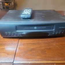 General Electric VCR (Video Cassette Recorder) | VG4043 with Remote