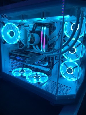 High End Gaming Pc i9-12900K,DDR5 32GB RAM, 2TB SSD,NZXT Kraken Wasserkühlung