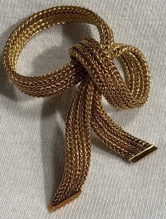 Vintage 1969 Christian Dior Grosse Germany Goldtone Rose Brooch Bow Tie Pin Sign