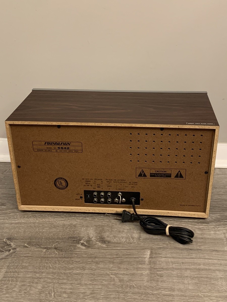 Vintage SOUNDESIGN Model 5642 Radio Tape Player/Recorder With