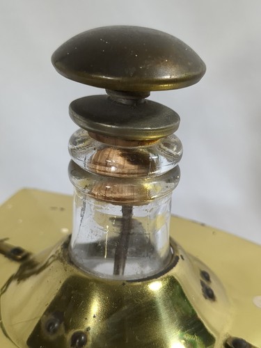 Vintage Art Deco Brass & Glass Musical Whiskey Decanter Music Box Decanter - Picture 6 of 10
