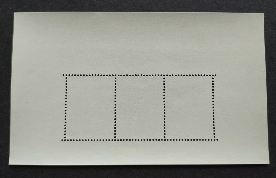 2004 Taiwan Flowers --- Bulbs Miniature Sheet Stamps MS 台湾花卉---球根花小全张邮票 - Image 2 of 2