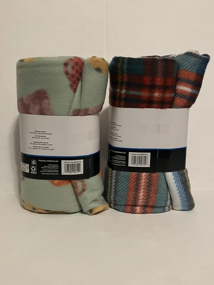 2 tazas de café y a cuadros Mainstays de lana a cuadros de 50x60 pulgadas Foto 2 de 4