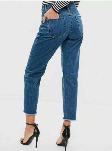 CLEAN CUT HEM STRAIGHT LEG JEANS SIZE 