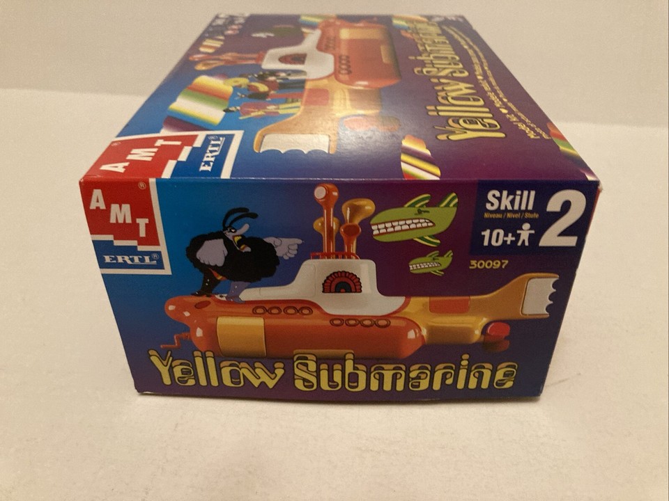 AMTERTL Model Kit Beatles Yellow Submarine Model Kit Box Open but