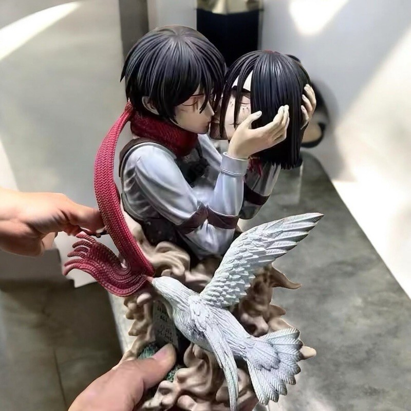 Mikasa Ackerman Statue – Attack on Titan Figure Eren Jaeger– 27 cm