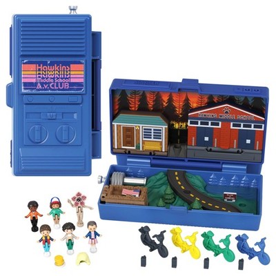 Collector Playset, Stranger Things Compact with 6 Special Edition Character D...