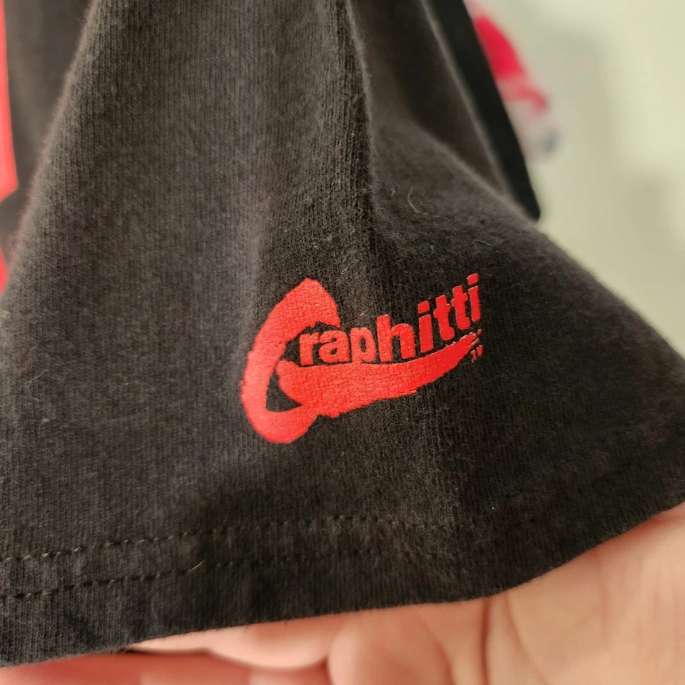 Batman Beyond Red Bat Logo T-Shirt Graphitti DC Comics 1998 Design Size XL - Image 3 of 4