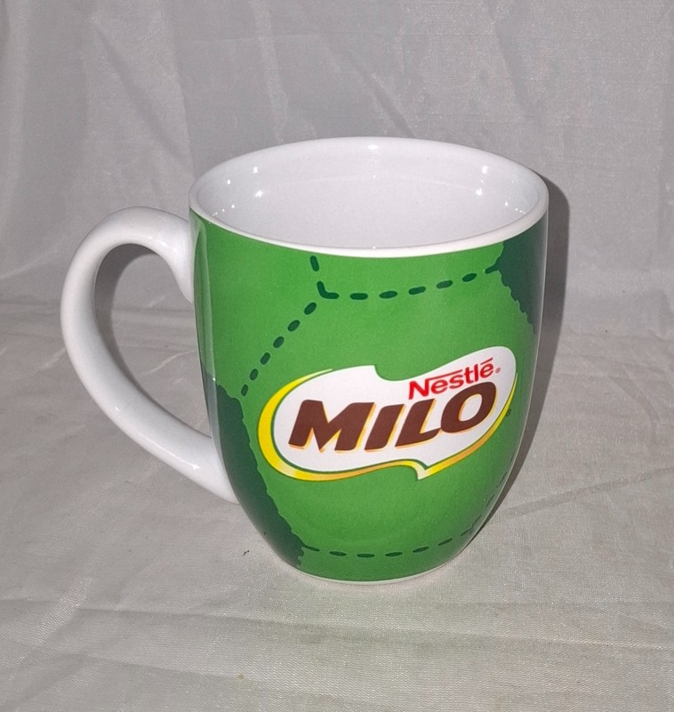 Nestlé Milo Chocolate Malt Drink Green SCOCER BALL Themed MUG * RARE *