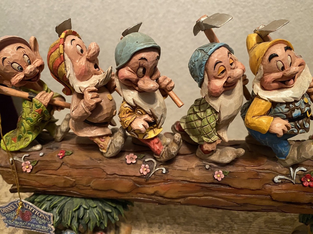 Disney Showcase Traditions Jim Shore Enesco Seven Dwarfs Homeward