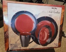 Noble Excellence RED SKY 16 Piece Dinner Plate Set Black Red Rare 