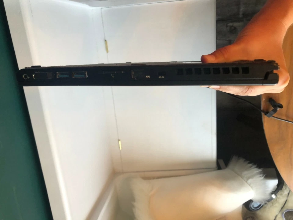 MSI W63 7kr, 32 GB, i7700HQ @ 2.80 GHz, 2TB internal HDD, excellent condition - Image 4 of 4