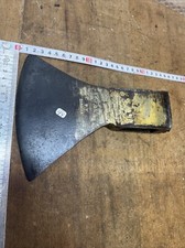 hache outil ancien Old Axe