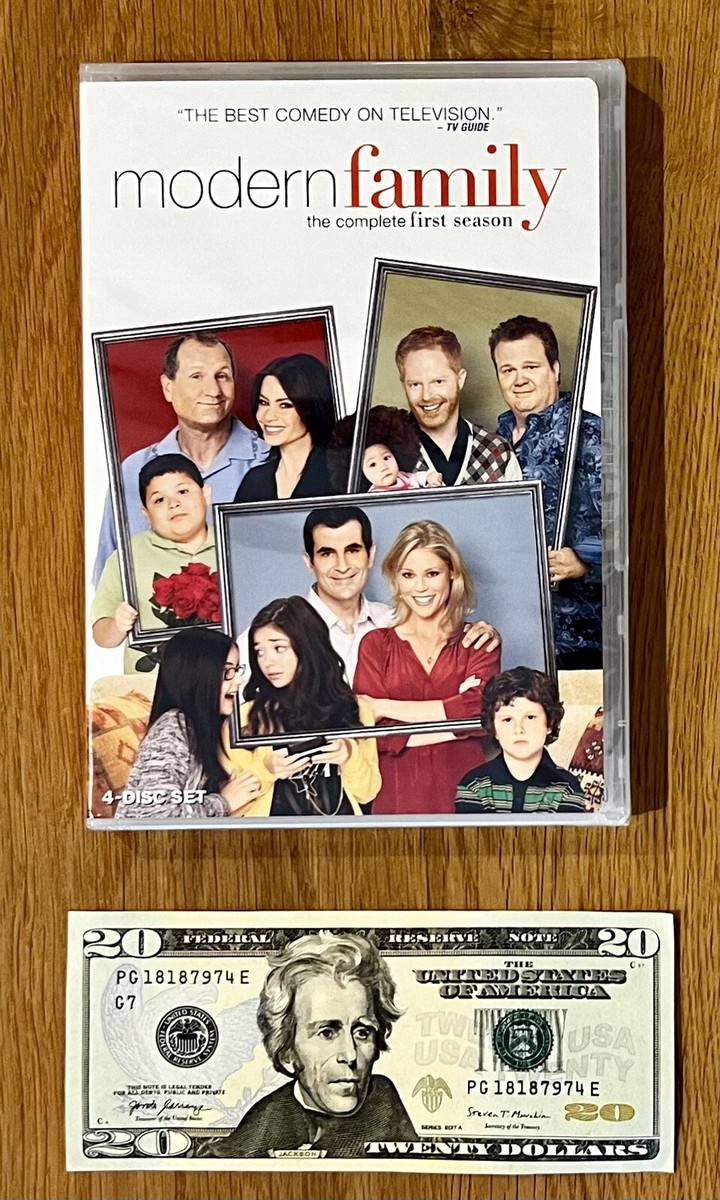 (未使用･未開封品)　Modern Family - Season 1 [DVD] [Import] vf3p617 Modern Family: The Complete FIRST Season 4-Disc DVD Set NEW