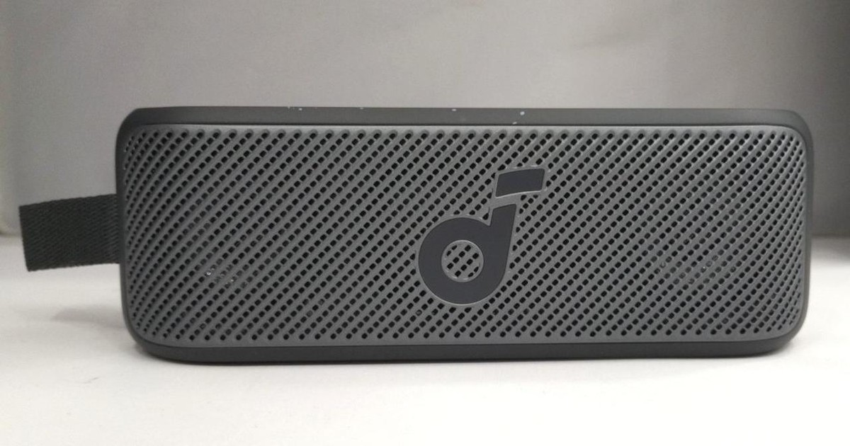 Anker SoundCore Motion 100 Portable Bluetooth Speaker Good