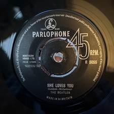 The Beatles - She Loves You / I’ll Get You - 7” Vinyl Single - KT - R5055 - EX-
