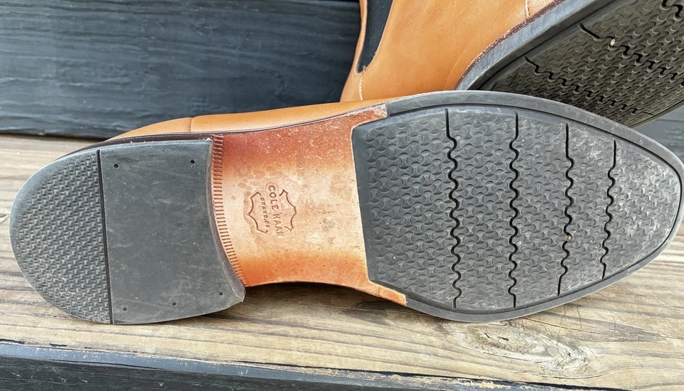 Cole Haan (tamanho pequeno) 11-1/2) Botas Chukka Masculinas de Couro Marrom Chelsea Excelente Estado Usado! - Imagem 4 de 4