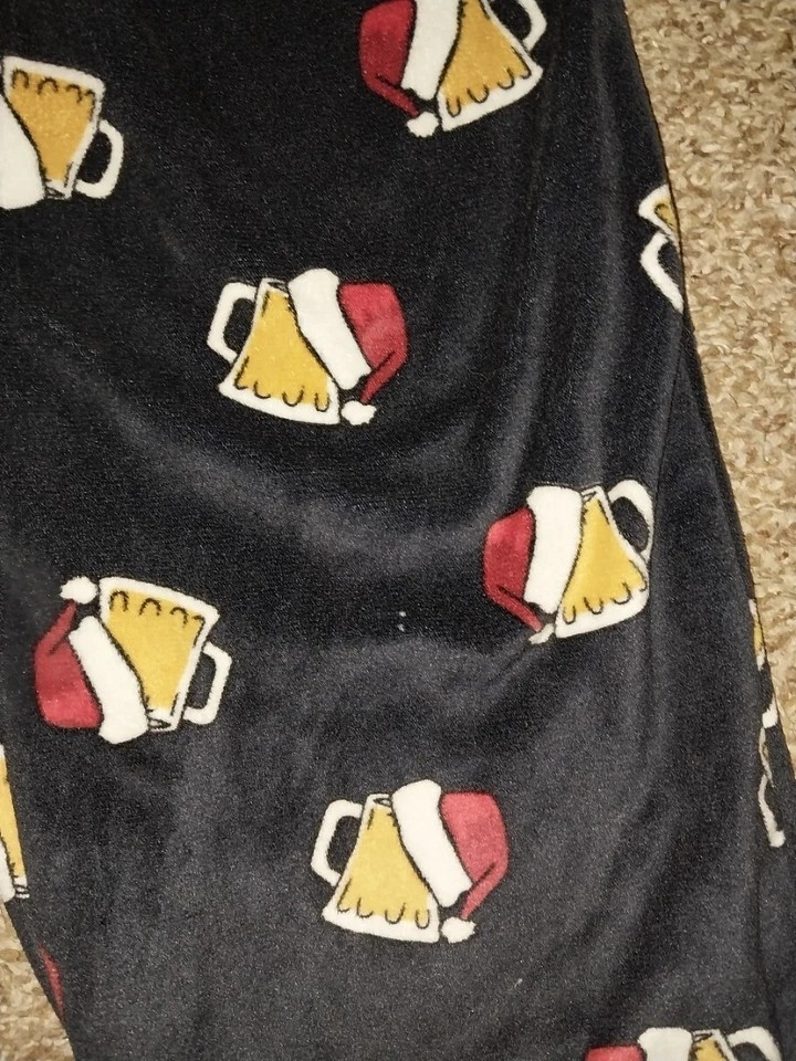 Men’s Basic Resource Beer with santa hat sleep pa… - image 4