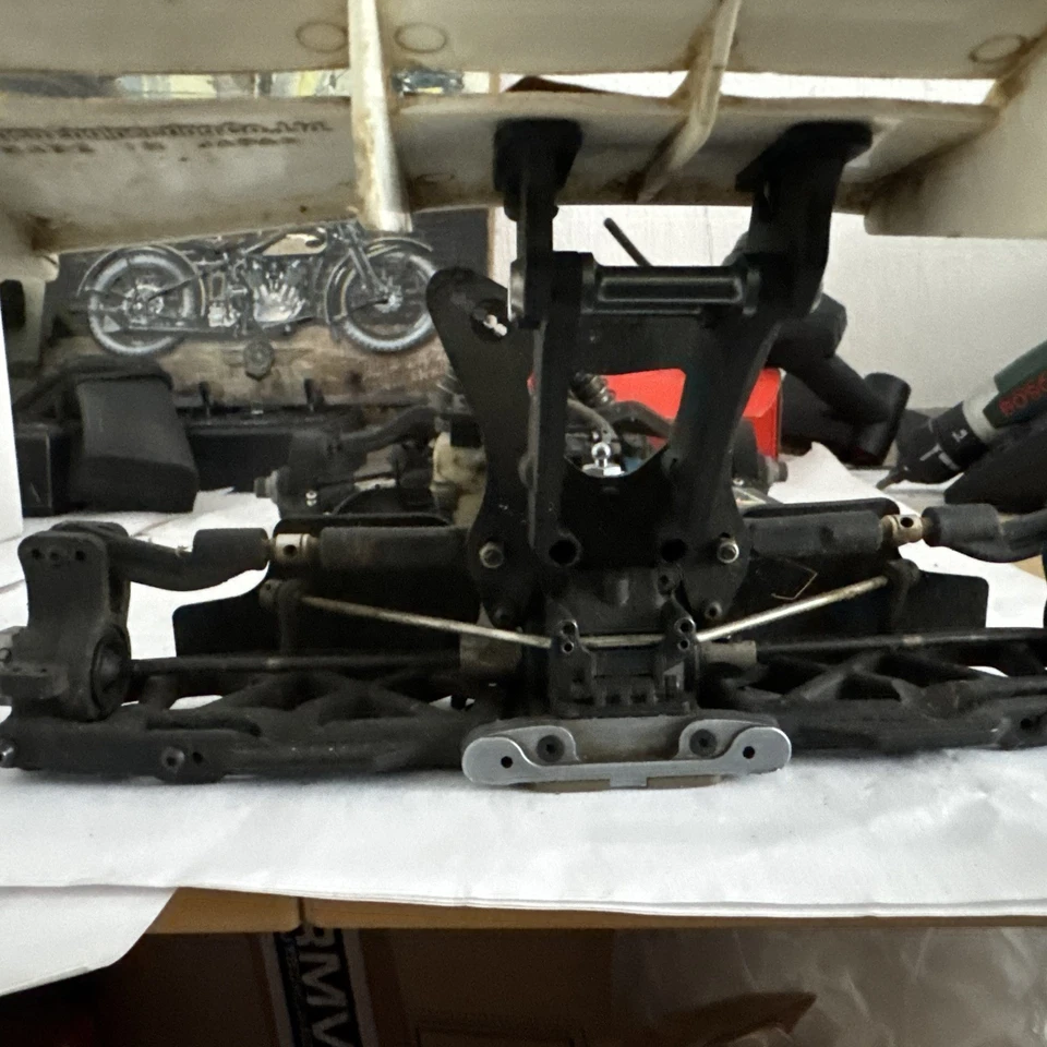 🏁 XRAY XB8 – Buggy für Schrauber ,als teilepsket , nicht vollständig - Bild 4 von 4