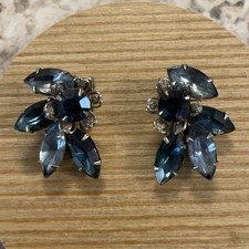 Vintage Blue Rhinestone Cluster Clip On Earri...