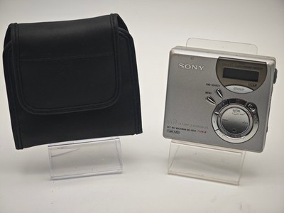 Sony MiniDisc Player/Recorder / Walkman MZ-N510 MD + Tasche / Händler Silber