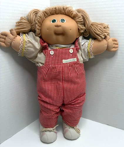 Vintage CABBAGE PATCH KID 1985 Girl Doll w/Blonde Hair & Green Eyes
