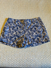 Vineyard Vines Women's Tropical Floral Chino Twill Shorts Blue/White 2