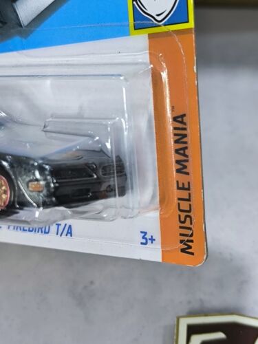 2024 Hot Wheels Muscle Mania Super Treasure Hunt ‘77 Pontiac Firebird T/A - Picture 14 of 20