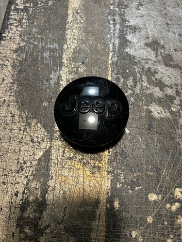 oem used single center cap 07-21 JEEP WRANGLER GRAND CHEROKEE COMPASS 1lb77trmac