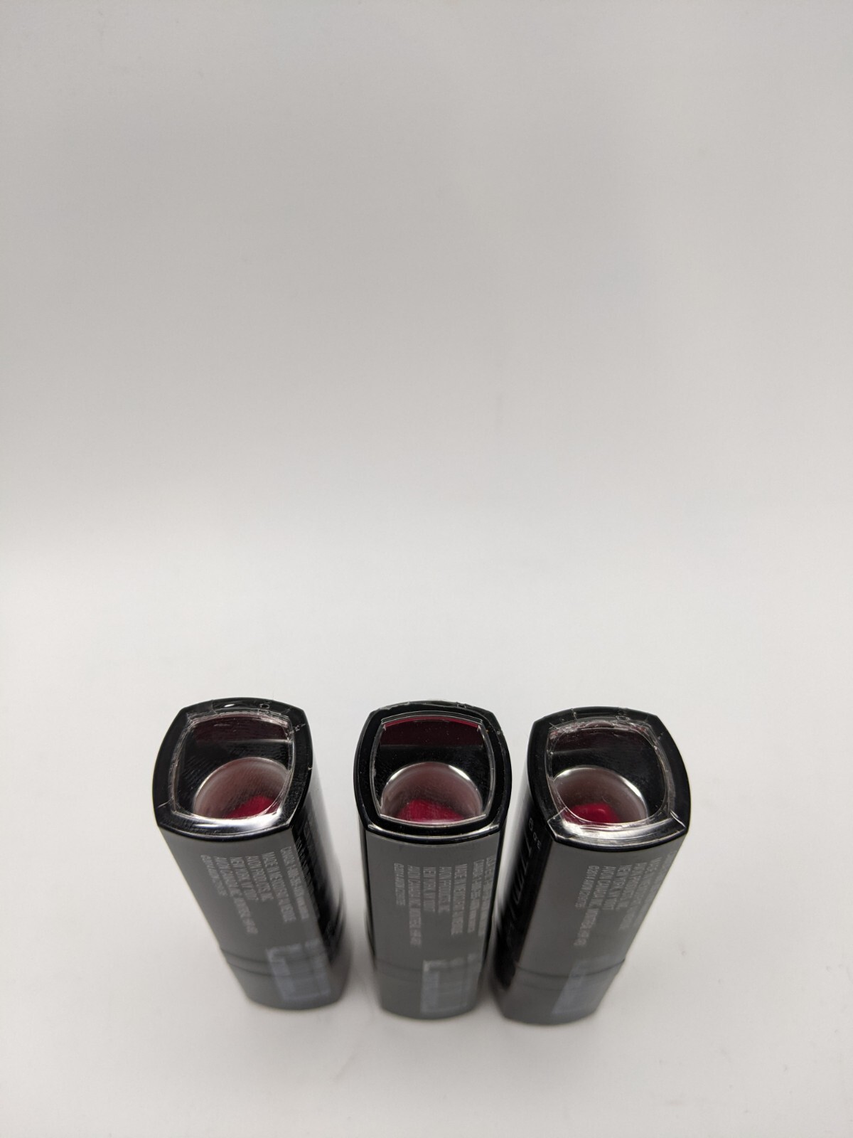 Lot of 3 Avon Ultra Color Bold Lipstick Magenta Flash  factory sealed 