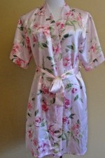 VTG Roses are Red Satin Floral Pink Short Length Short Sleeve Kimono Robe size S