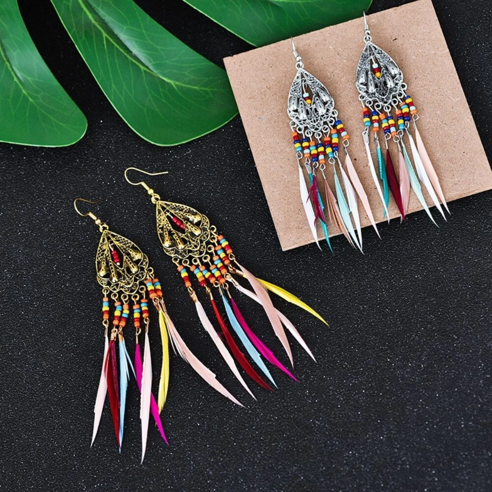 Feather type earrings shop