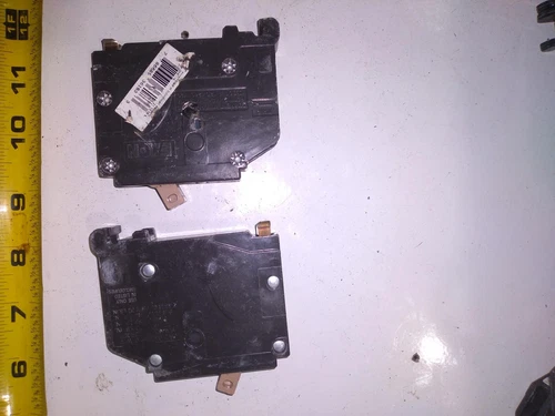 EATON TYPE CH 120/240V 10KA