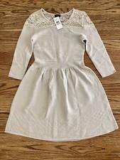 Jessica Simpson Beige Powder Lace Opera Ribbed Sweater Dress Size Small NWT!