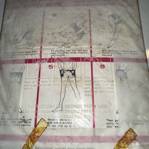 Vintage Seamless Lt Beige pantyhose w/ model One Size Fits All 100% Nylon - Picture 3 of 3
