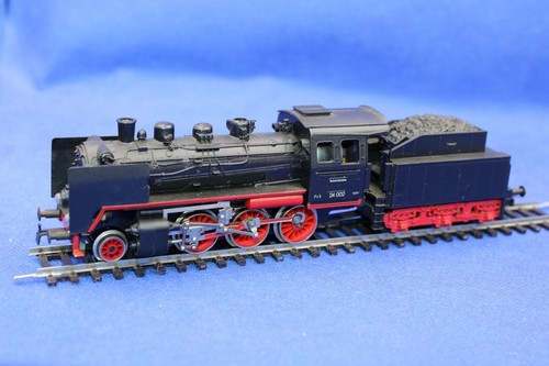 Piko HO Scale DR Steam Locomotive BR 24 002 with Light/Good Condition