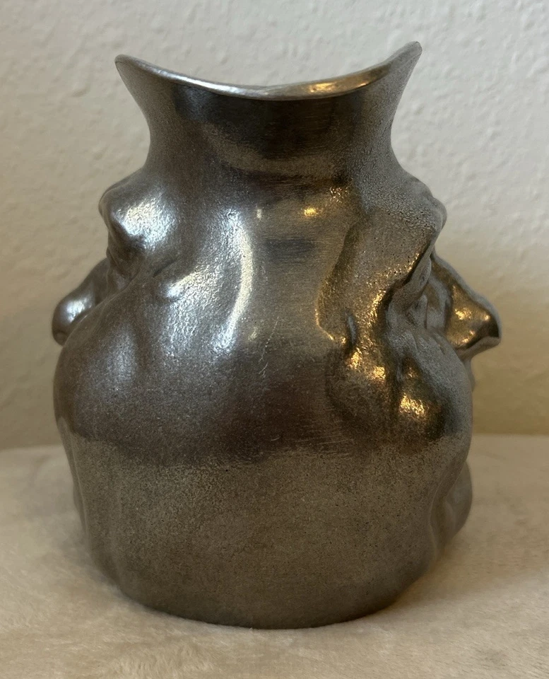 Jarra de peltre plateada de doble cara Sunny Jim de colección Foto 3 de 4