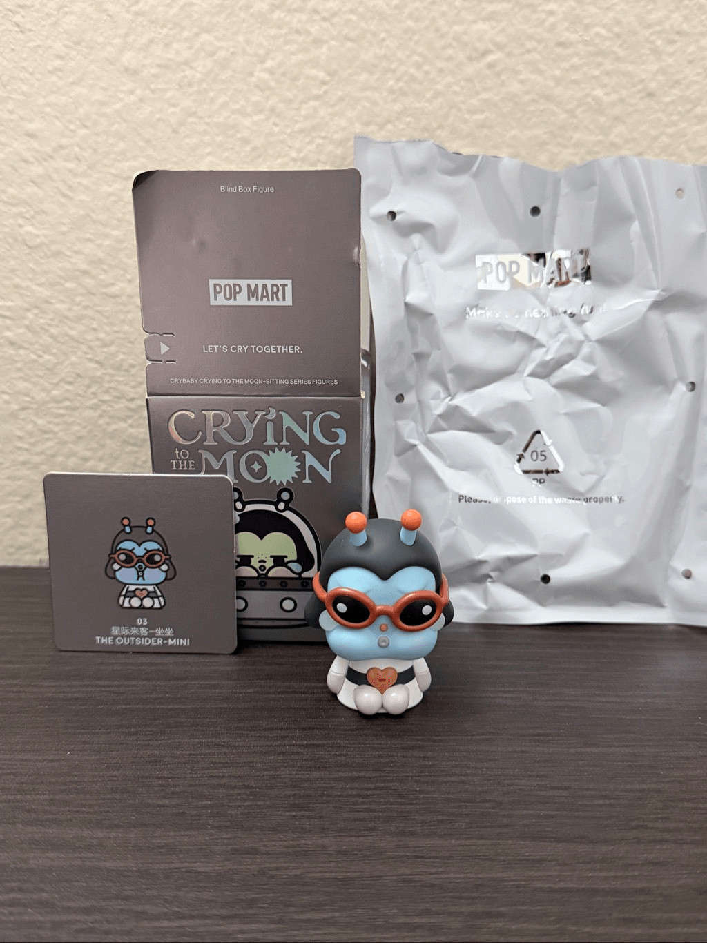 POP MART Crybaby Crying To The Moon Sitting Series Figure - Outsider