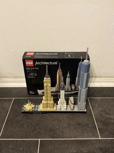 LEGO ARCHITECTURE: New York City (21028)