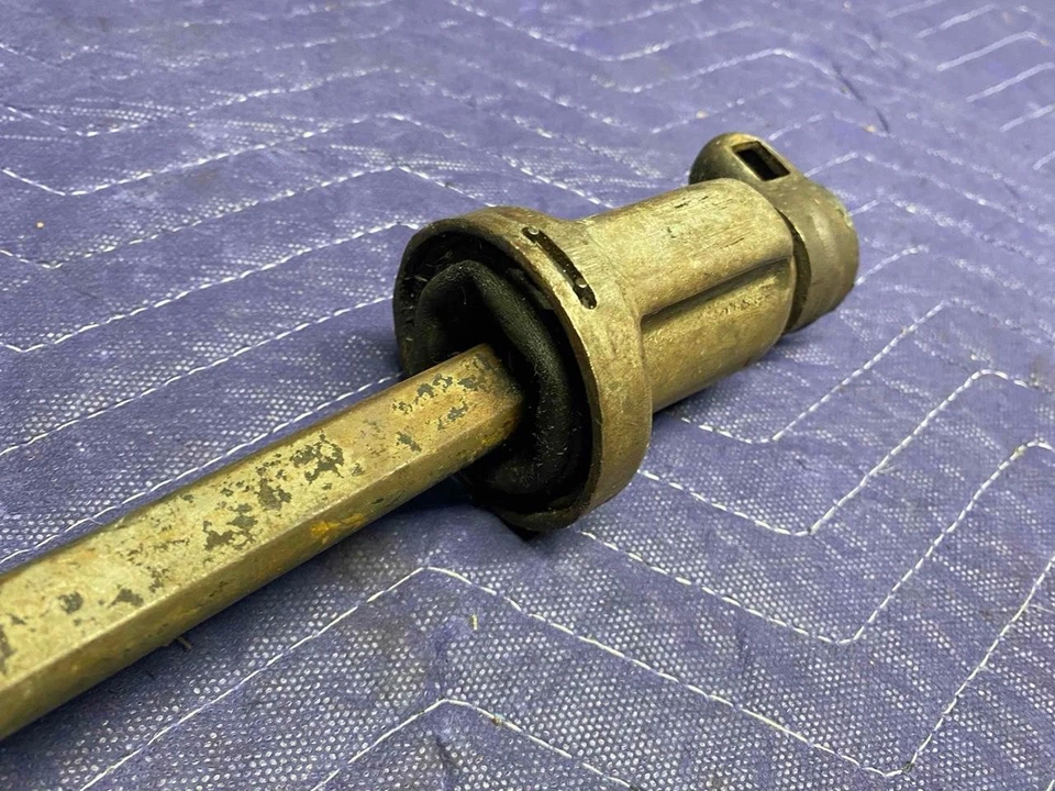 РУЛЕВОЙ ВАЛ 73-78 Chevy GMC Truck квадратный кузов K5 Blazer Suburban - Изображение 2 из 4