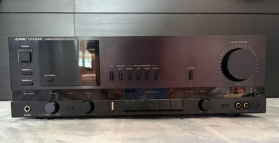 【中古品】ALPINE /LUXMAN LV-103U 真空管プリメインアンプ ALPINE LUXMAN LV-103u Vacuum tube integrated amplifier AC100V 50Hz