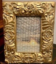 Vintage Frame D.Heritage Gold Ornate Roses under 9 1/2" x 7 1/2" open 6"x4"