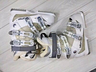 salomon divine 5 ski boots women& 39 4 Set your sights on an aggressive slope and let the Salomon Divine RS CF ski boots help you master the skills to ski it like a proSalomon Divine RS CF Ski Boot Womens Specs Second Skin Last envelops the foot with a performance anatomic fit so every bit of control pressure is transferred to the ski Spaceframe Shell Profile with multilayer construction and precise wall thicknesses optimizes feeling performance and energy transmission Thinwall construction of the Second Skin Shell creates a light sensitive boot providing superior fit and feel Energyzer shell reinforcement provides a progressive and responsive flex Bimaterial polyurethane shell accommodates easy entry excellent foot envelopment and progressive flex Soft 2D Sensifit material over the forefoot and up the front of the shell enhances comfort and ease of entry My Customfit Sport liner featuring a layer of conformable foam customizes the fit along the front of the ankle Biovent liner technology employing layers of mesh foam and insulation effectively transfers moisture away from feet Liner captures 30 to 50 more water than a standard liner thereby keeping feet dry and warm Womenspecific liner features faux fur fleece lining and an upper cuff shaped to accommodate womens calf muscles Loop on tongue aids pulling the boot on and taking it off A simple turn of a screw frees up 1cm of extra room around the cuff Microadjustable aluminum buckles let a woman tailor boot snugness for comfort and performance Toolfree catches are quickly adjusted to fit various ankle widths Salomon Divine RS CF Ski