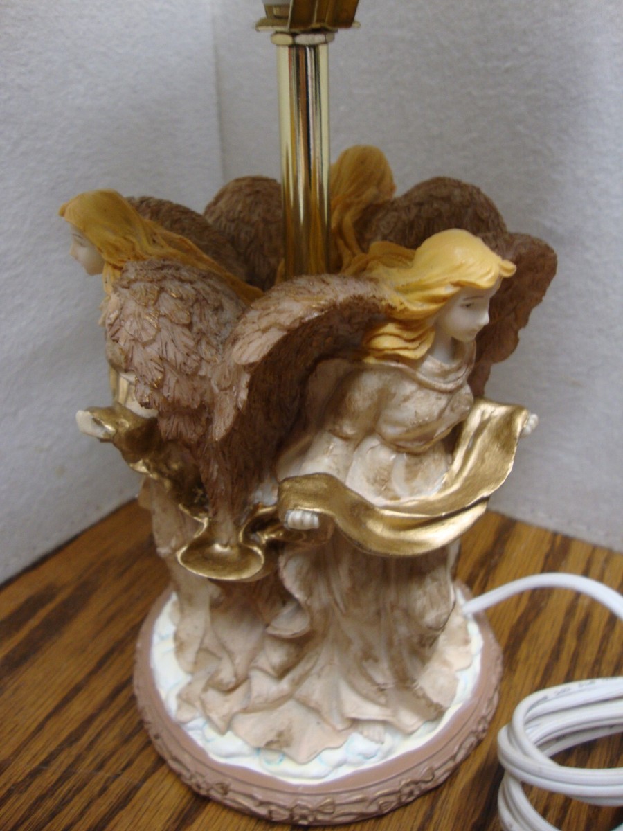 Vintage Mid-Century 3-Angel Ceramic Lamp White Resin Etched