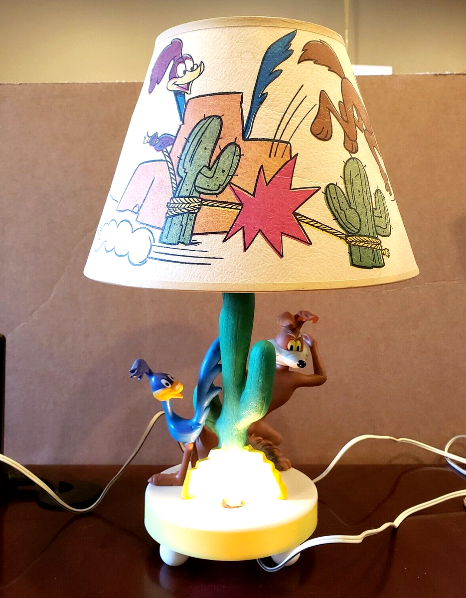1970s Road Runner Wile Coyote Lamp w/Shade Mopar Warner Bros
