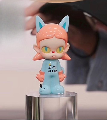 zsiga I'm a cat フィギュア Amazon.com: POP MART Zsiga IM A Cat Figure, Toys for Modern