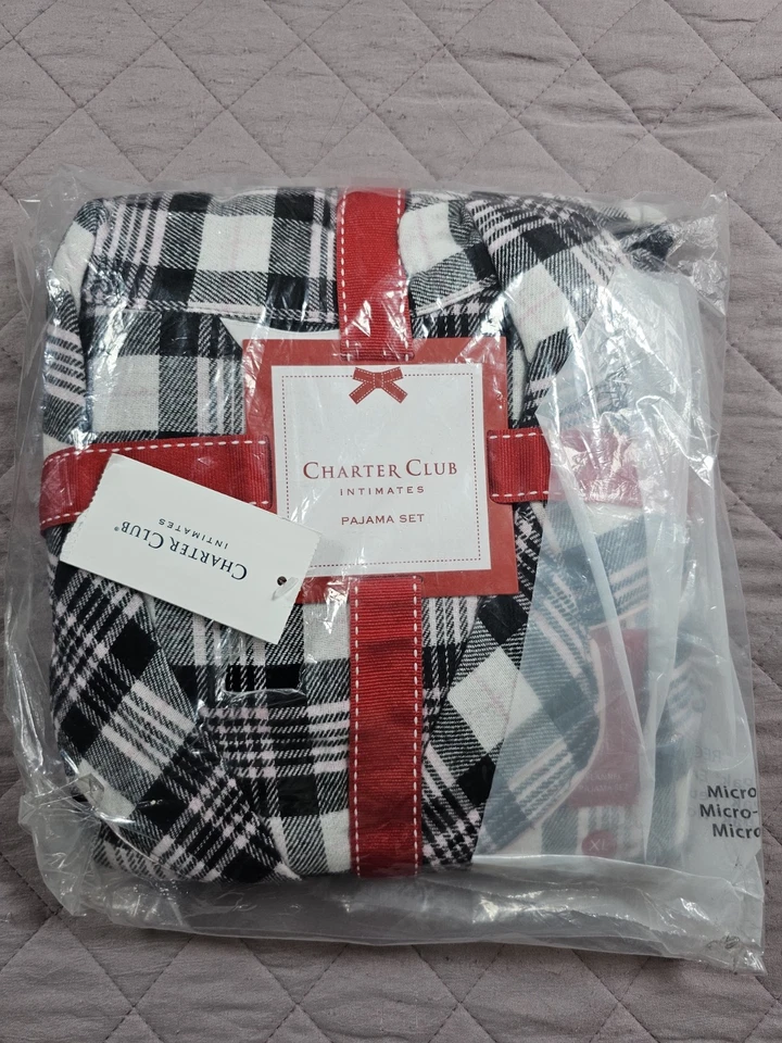 Conjunto de pijama Charter Club de franela a cuadros blanco y negro embalado con etiquetas talla XL Foto 2 de 4